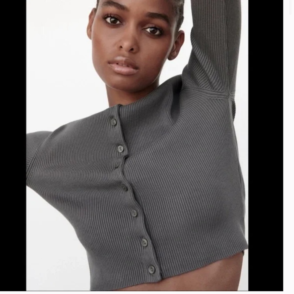 Womens Ribbed Button-Front Cardigan Sweater - Gray - Picture 3 of 8